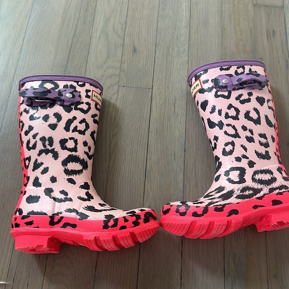 Hunter Boots Cheetah Pink/Purple Size 11 - Picture 4 of 6
